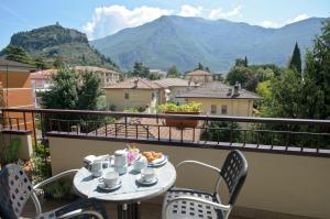 Small Deluxe Studio with Castle View room in Residence La Porta Del Cuore