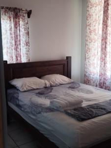 Casa a solo 20 minutos aproximadamente de Manuel Antonio Beach y a 10 minutos aproximadamente del centro de Quepos