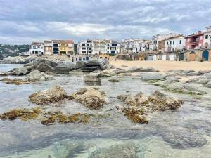 Beachfront Calella Duplex