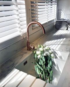 Carmel Cottage by Keepers Cottages