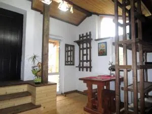 Art d'ECO - Verkhneye Sinevidnoye