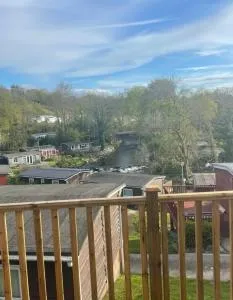 Moonlight Lodge - Caeathro