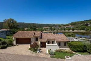 Swallows Retreat - Plettenberg Bay - New Horizons