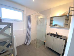 Maison neuve plain-pied, 100m de la mer, proche plage et commerces, 3*, WiFi gratuit, Trégastel - FR-1-368-134