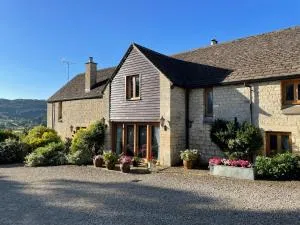 Barncastle Holiday Lets - Harescombe