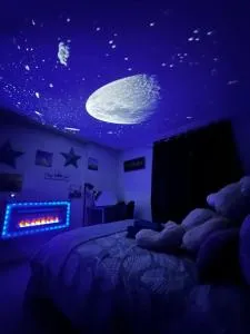 Beach Side APT with Home Cinema - The Mumbles