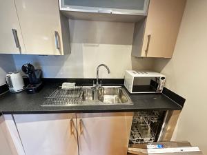 Beach Side APT with Home Cinema