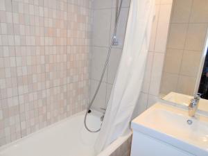 Appartement cosy au pied des pistes au centre des Deux Alpes - FR-1-516-99