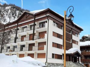 Appartement 3 pièces pour 6 pers., proche pistes de ski, WIFI, Val dIsère - FR-1-411-972