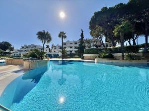Albufeira Balaia Golf Vilage 1 With Pool by Homing