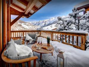 Chalet Timan - OVO Network