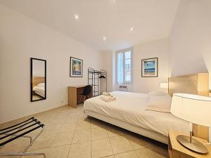 Viva Riviera 11 rue Commandant André