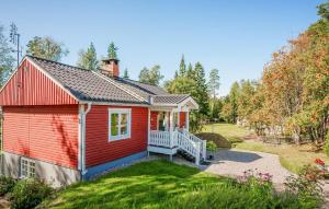 Beautiful Home In Ockelbo With Wifi