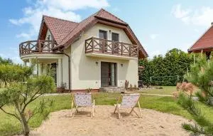 4 Bedroom Beautiful Home In Pierkunowo - Fuleda