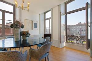 BOUTiQUE Rentals- THE MiRaDOURO Ribeira Apartment
