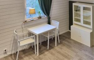 Awesome Apartment In Mullsjö With Wifi