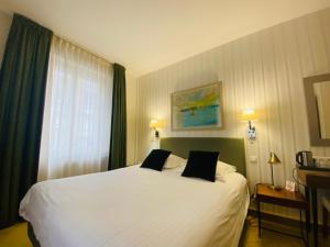 Hotels Hotel Ajoncs d'Or : photos des chambres