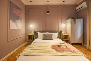 The Central Charms- Studios near Radisson