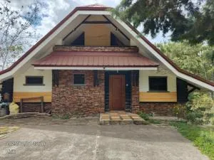 Hilltop Cabin - Bontoc
