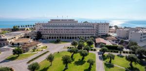 Canvas by Mitsis Messonghi