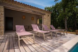 Villas Stone villa with heated pool in Gordes : photos des chambres
