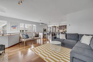 Initial - Apres Ski - MSA