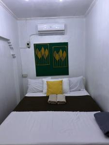 ACL Staycation Home in Imus & Kawit with mini pool Unit 3