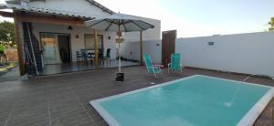 Bangalô praia de Guaratiba Prado com piscina privativa