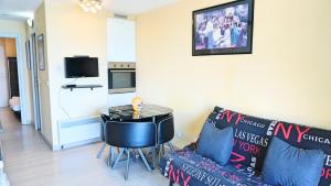 Appartement 607, vue mer, 4 personnes By Palmazur Vacances