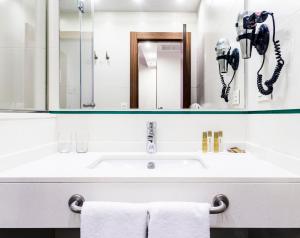 Triple Room room in Monjas del Carmen Hotel