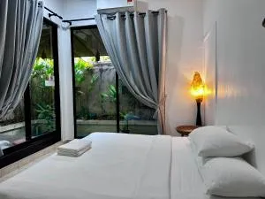 Ardour Lodge "B" Wing - 丹绒道光