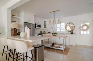 New Exclusive House with a Spectacular Ocean View!