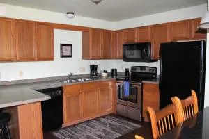 Lynx Lake 2 bedroom condo at Wild Eagle Lodge, #138 - Conover