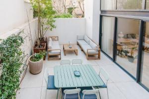 Maison CHALIOT Hosts & Events