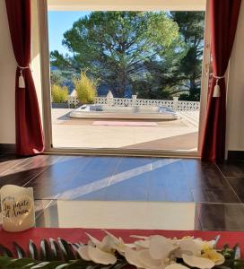 Villas La Pepite d'Amour, spa, sauna, piscine a volonte ! : photos des chambres