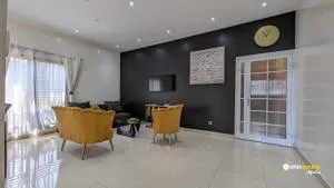 chic apart with parking and great view - Djoungolo