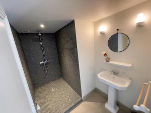 Villas Etablissement de charme a 10 minutes des Chateaux viticoles : photos des chambres