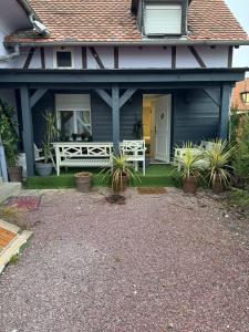 Appartement F1 meublé Duplex étage 1