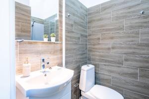 Super Central for Solo Traveller - AirCon