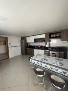 Cobertura 3 qts 400m praia