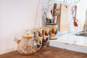 2 Beds - Spacious Room in D1