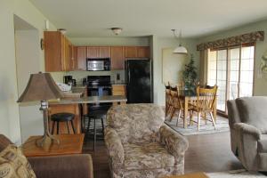 2 Bedroom accessible condo - 4hvězdičkové hotely ve městě Eagle River