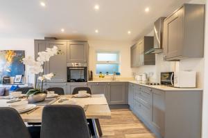 The Ebor House - With Hot Tub