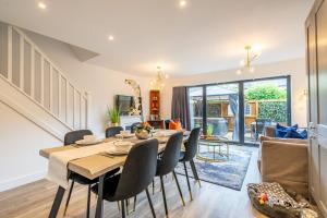 The Ebor House - With Hot Tub