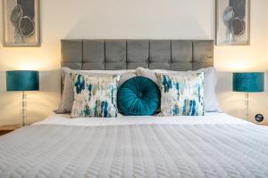 The Ebor House - With Hot Tub