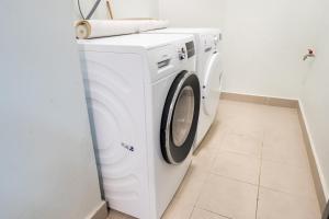 The Luxe Nest Riverside - Vinhome Landmark 81