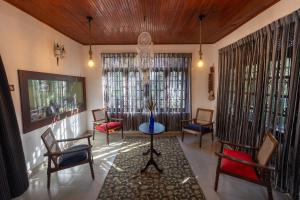 Homely Escape by Gagi