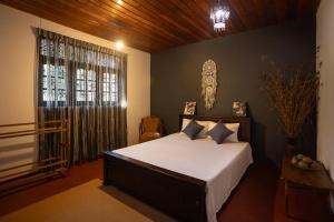 Homely Escape by Gagi