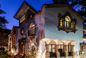 UTOPIC Campos Elíseos by ULIV