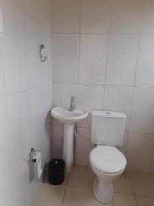 15 pessoas 6 suites Mongagua